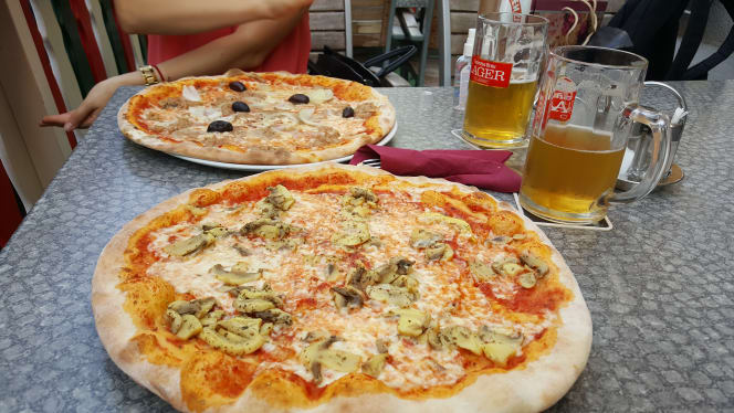 Pizzeria Tanti Saluti - 1