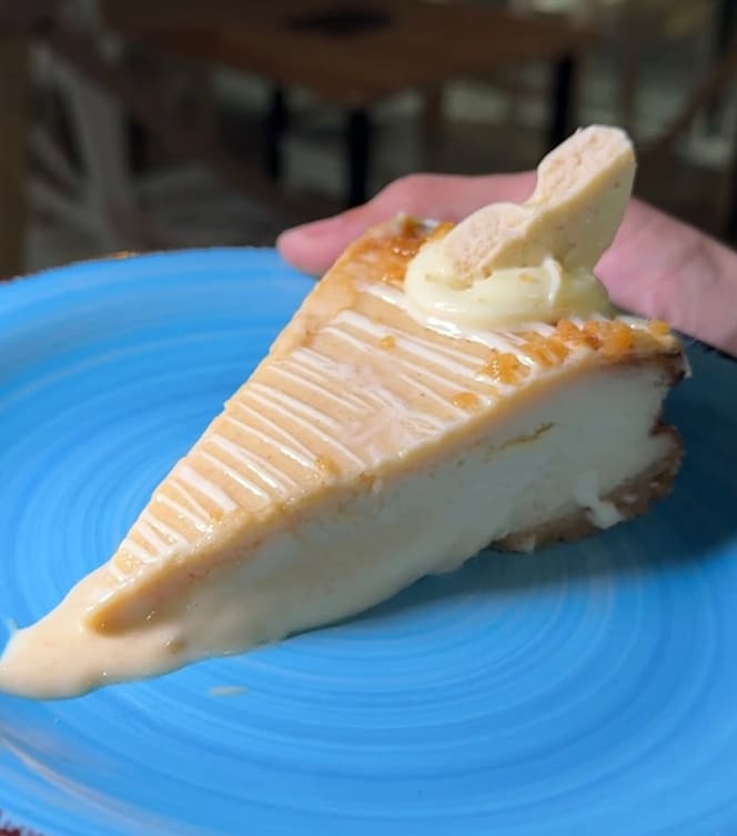 Valhalla Grill Burger Capuchinos - 9