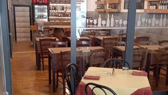 Osteria Amici DiVini - 8