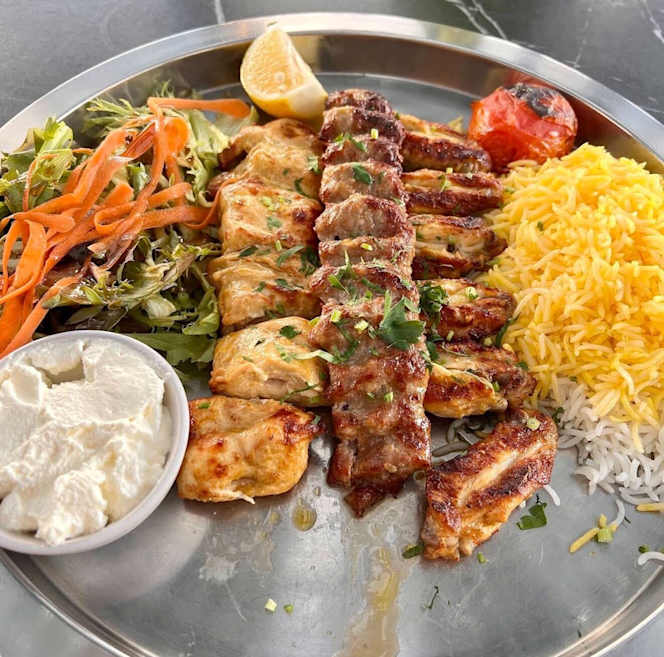 Fanoos Persian Grill - 7