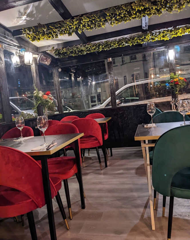 Fanoos Persian Grill - 3