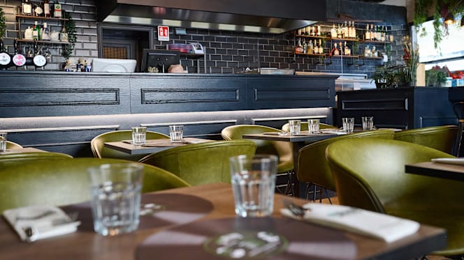 New Bridge Pizza - 7