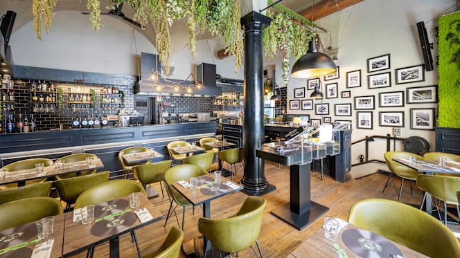 New Bridge Pizza - 2