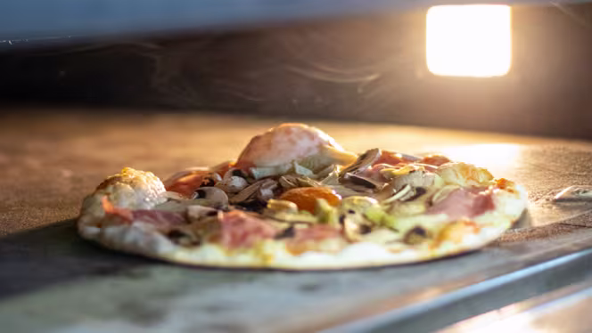 Pizzaria Famiglia - Leca do Balio - 0