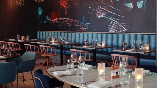 Aloft Hotel and Eastside Rooms - 3