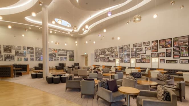 Restaurant at Hilton St George's Park - 4