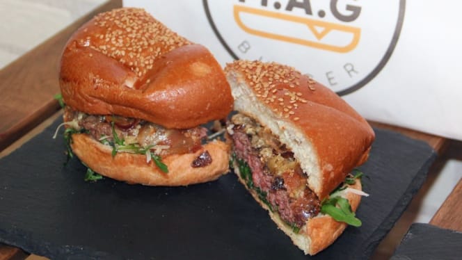 M.A.G. Burger - 0