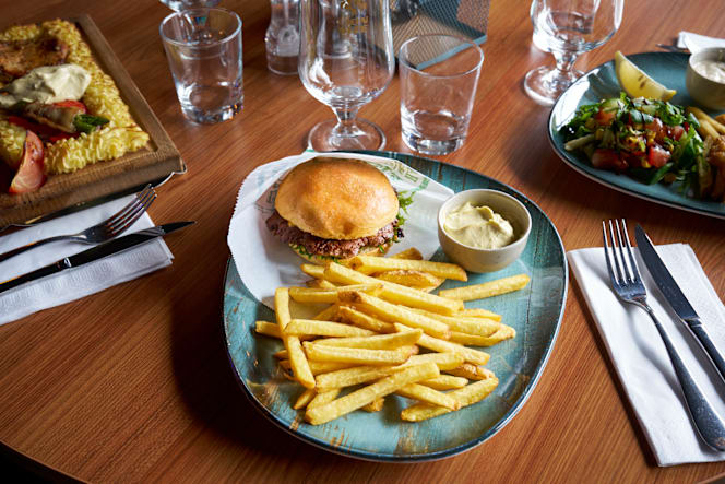 Lion Bar Arenastaden - 6