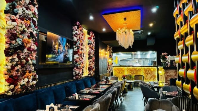 Flowers Lebanese Restaurant - 6