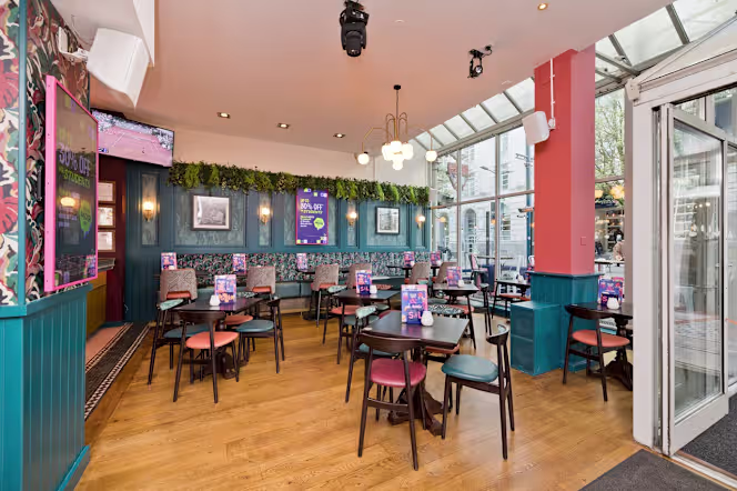 Slug & Lettuce Cardiff Friary - 3