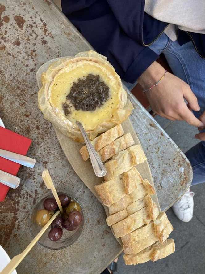 Champagne + Fromage - Chester - Chester - 1