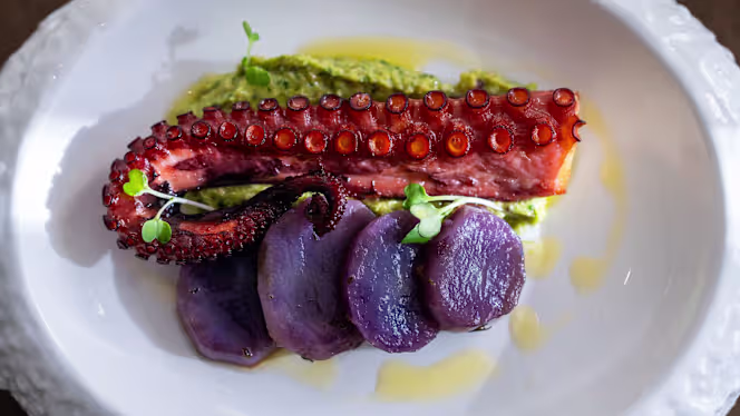 Goja Rooftop Experience - Hotel Renaissance Barcelona - 2