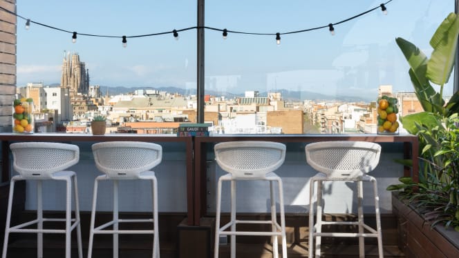 Goja Rooftop Experience - Hotel Renaissance Barcelona - 8