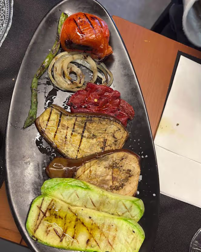 Parrilla de Pura Raza - 1