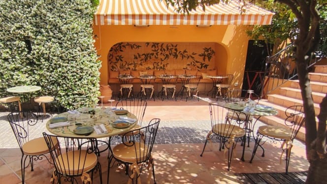 Le Patio - Hôtel la Pérouse - 5