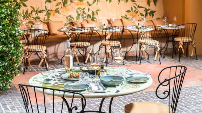 Le Patio - Hôtel la Pérouse - 6