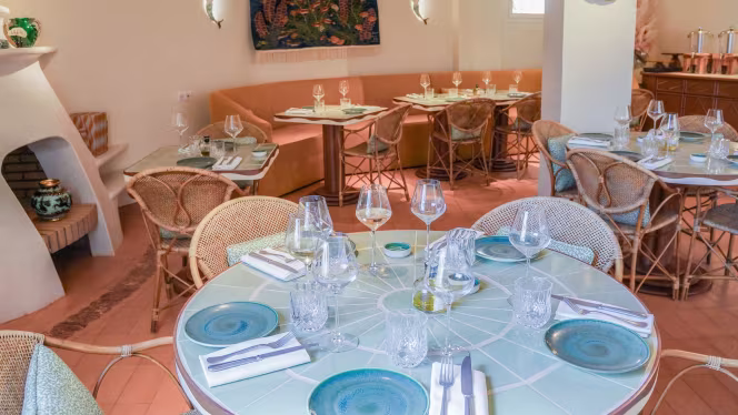 Le Patio - Hôtel la Pérouse - 1