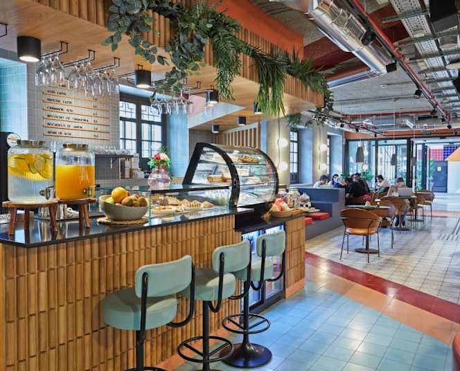 The Social Hub Madrid - Restaurante & Rooftop - 5