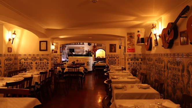 Parreirinha de Alfama - Casa de Fados - Lisboa - 2