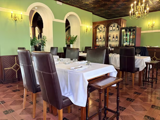 Squash Restaurant - 3