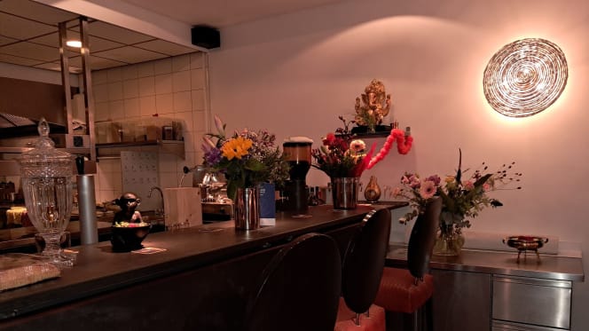 Gandhi Asian Food - 6