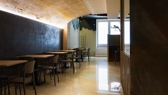 Adda indo-sushi Eatery - Matera - 3