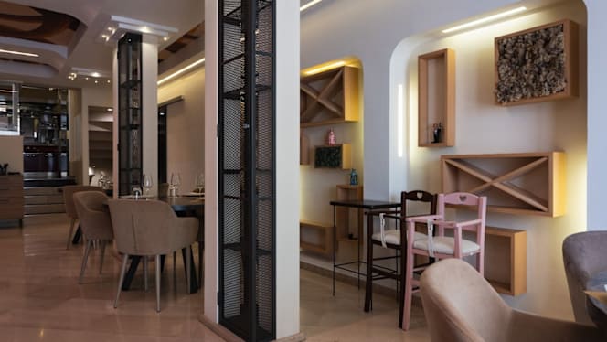 Adda indo-sushi Eatery - Matera - 0