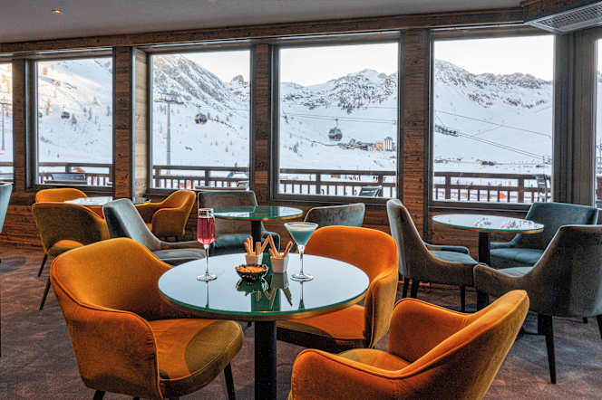 Le Pompon Bar & Restaurant - 0