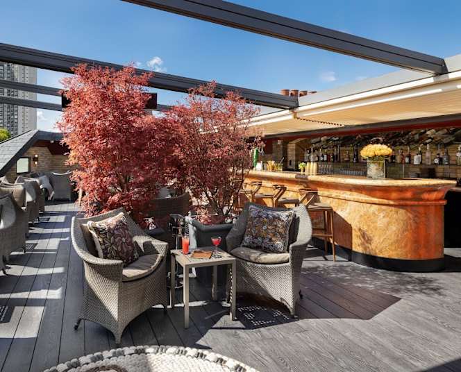 Stanley's Rooftop Bar - 7