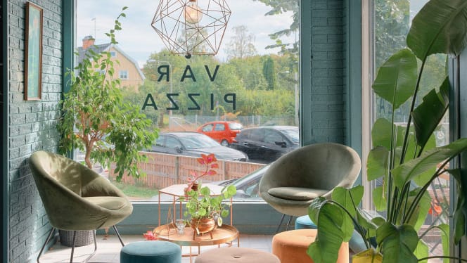 Vår pizza Älvsjö - 9