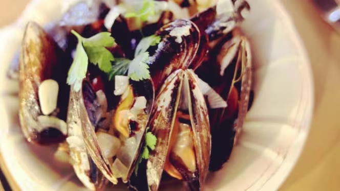 Fama d'Alfama Restaurante - Casa de Fados - 1