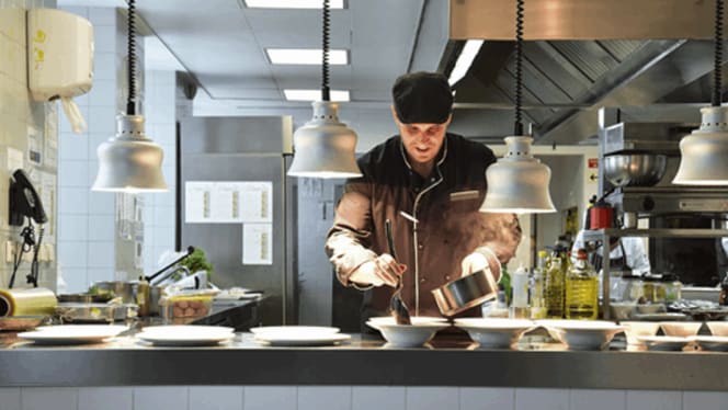 A Escola by The Artist - 2