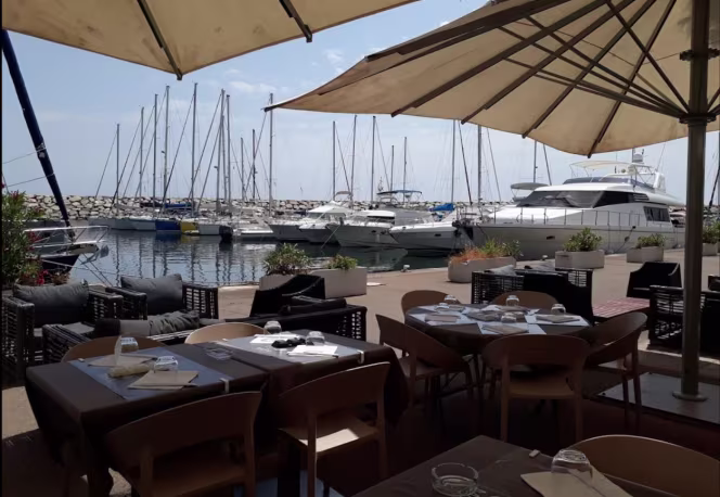 Cafe del Mare - 1