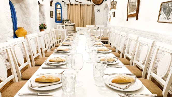 La Pataleta Bar & Grill - 4