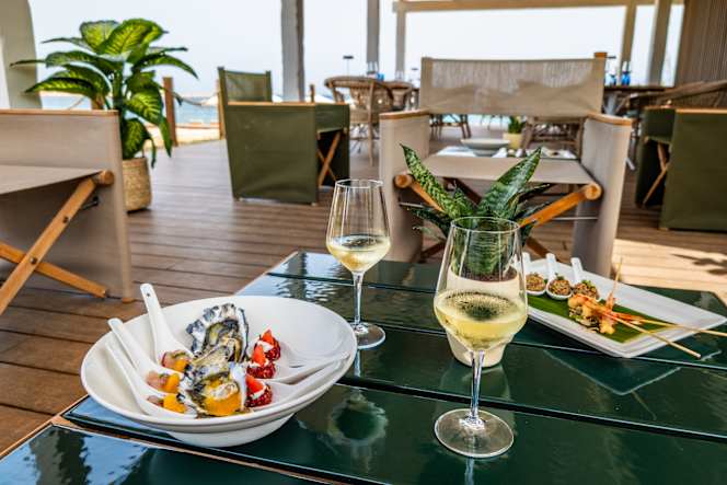 Is Molas Beach Club - 4