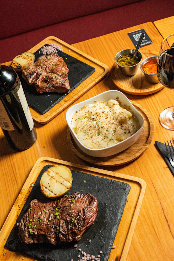 Buenos Brasas Grill - 6