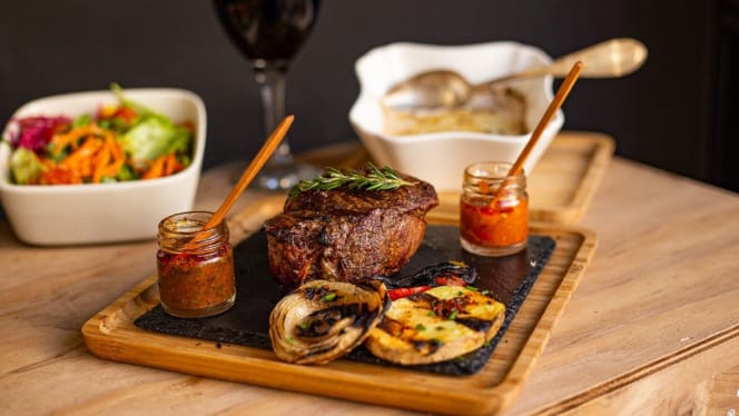 Buenos Brasas Grill - 6