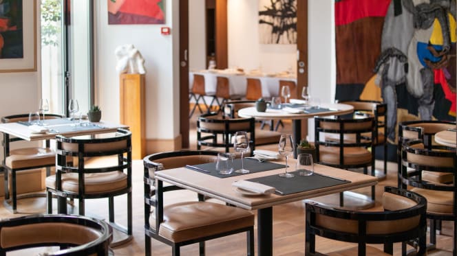 La Place - Grand Hôtel Champs-Elysées - 8