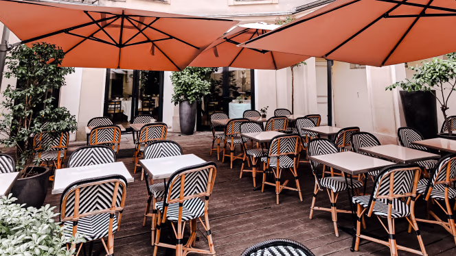 La Place - Grand Hôtel Champs-Elysées - 9