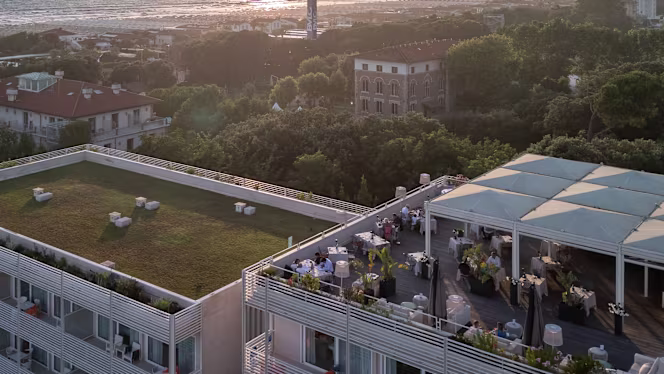 Versilia Roof Bar & Restaurant - 9