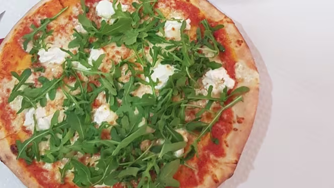 Pizzaria Forno a Lenha - 5