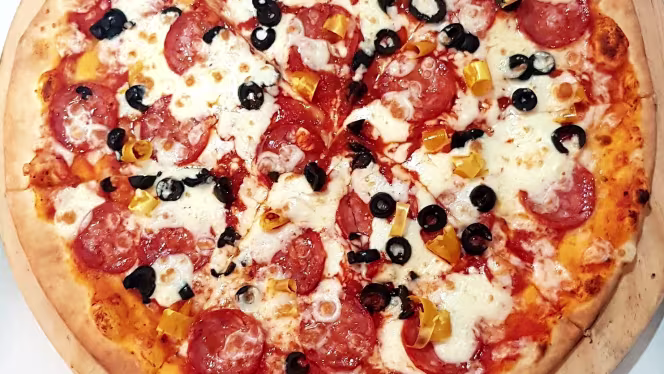 Pizzaria Forno a Lenha - 8