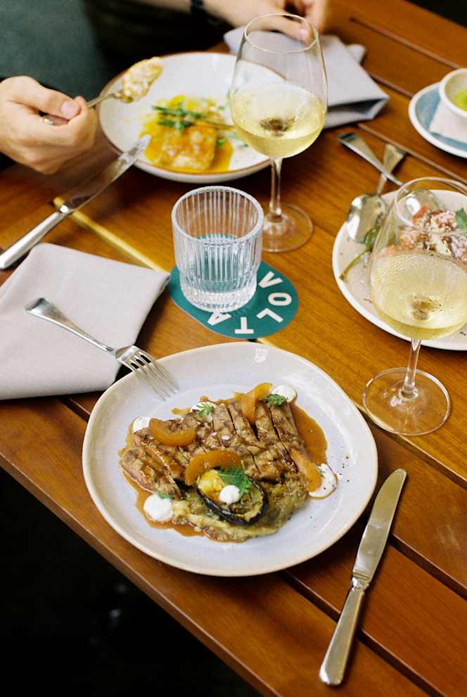 Volta Restaurant & Bar - 7