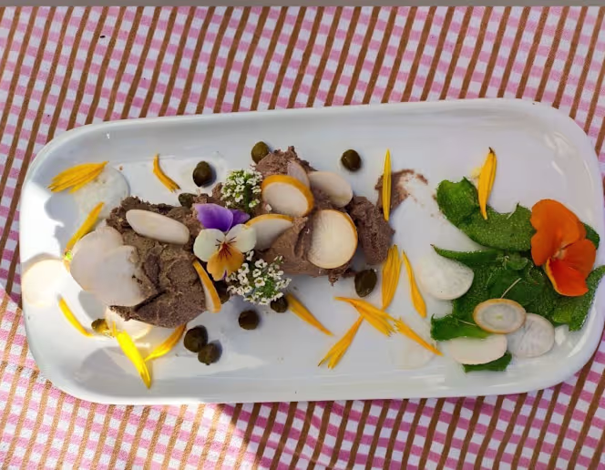 La Tarara De Guzman - 0