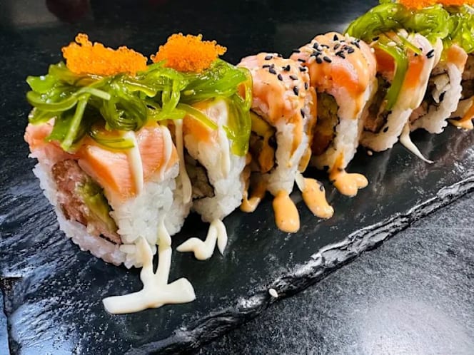 Yakitora Sushi Bar - 8