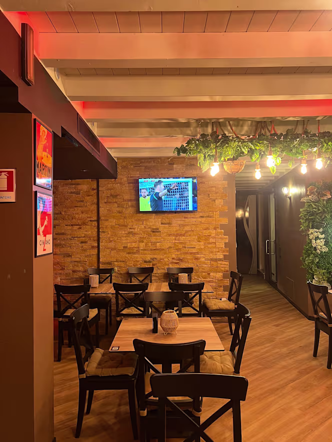 Vibe Pub - 3