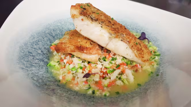 Salty Restaurant - 3