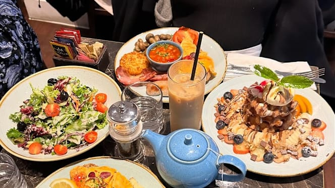 Victoria House Coffee & Food - 1