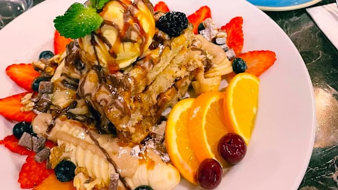 Victoria House Coffee & Food - 2