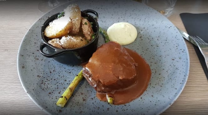 TAK Restaurang & Skybar - 2